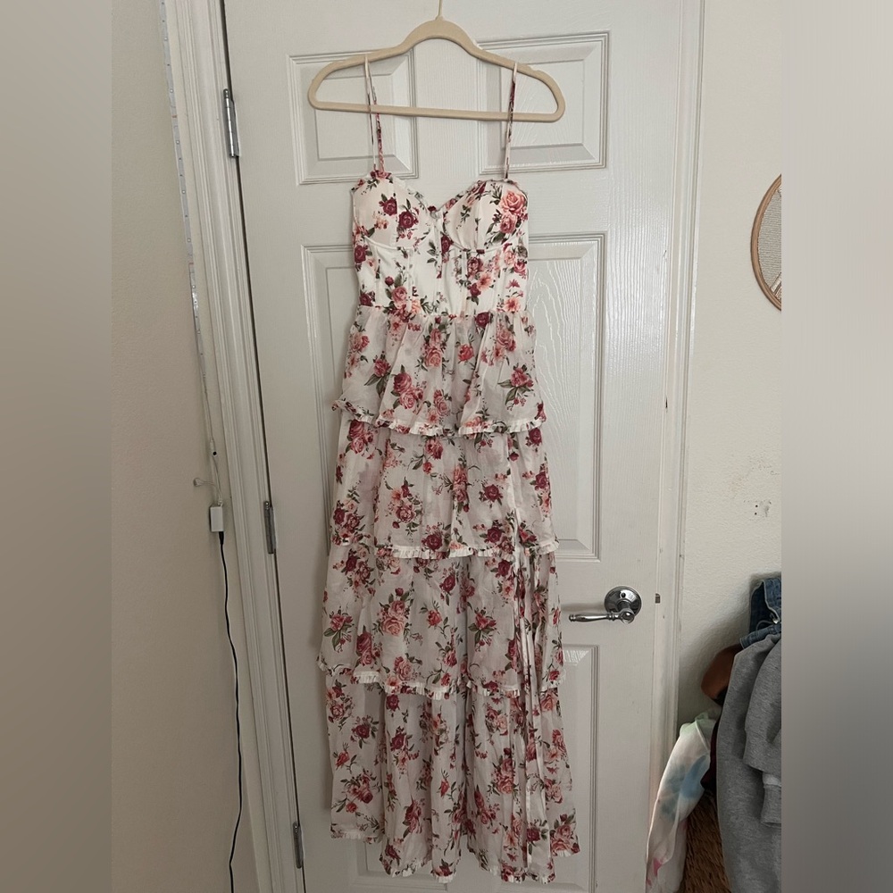 Floral maxi dress(medium) Altered state, worn once for a hour, great quality